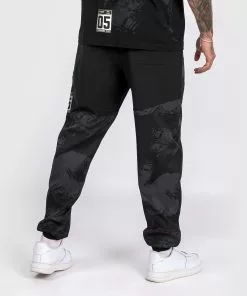 Pantalon De Jogging Venum X Mirage - Noir/Or 17 Pantalon De Jogging Venum X Mirage - Noir/Or -Magasin D'usine Venum 0a1c24843084ecd1bbf60c2cf9a7aecebafbf031 JOGGING MIRAGE BLACK GOLD 07
