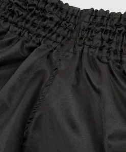 Venum Classic Muay Thai Short - Noir/Rouge 11 Venum Classic Muay Thai Short - Noir/Rouge -Magasin D'usine Venum 0e5545ed637c3d2463e21856394f4c03d5cd217f SHORT MUAY THAI CLASSIC BLACK RED HD 05