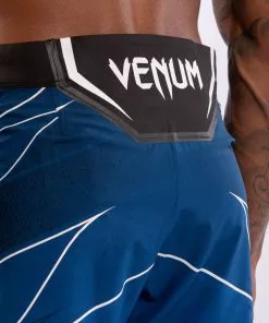 Fightshort Homme UFC Venum Authentic Fight Night - Coupe Courte - Bleu -Magasin D'usine Venum 1cc1a7790f9a9eaec8375976cb686ee0b46d4395 VNMUFC 00001 004 08
