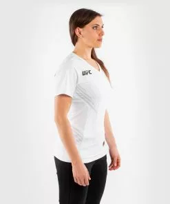 T-shirt Technique Femme UFC Venum Authentic Fight Night - Blanc -Magasin D'usine Venum 2be0882db89abc442039305a3a659f535032f955 VNMUFC 00021 002 04