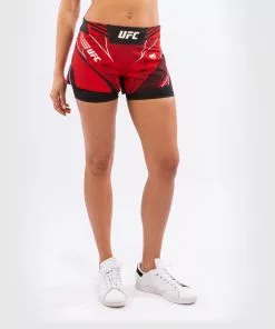 Fightshort Femme UFC Venum Authentic Fight Night - Coupe Courte - Rouge -Magasin D'usine Venum 3e1e8d5cbc4ae27ffb3845995e234efe3a79b376 VNMUFC 00020 003 02