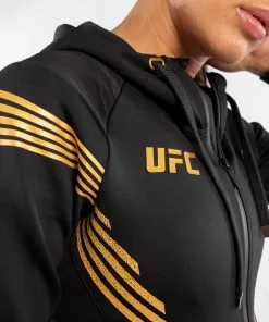 Sweatshirt à Capuche Femme UFC Venum Authentic Fight Night - Champion 18 Sweatshirt à Capuche Femme UFC Venum Authentic Fight Night - Champion -Magasin D'usine Venum 6cab1a0a5d457aa424eca48e333c289dfb9dfa98 VNMUFC 00013 126 07