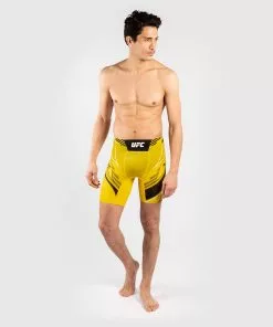 Short De Vale Tudo Homme UFC Venum Authentic Fight Night - Coupe Courte - Jaune -Magasin D'usine Venum 83ed09ce0a2fbad2de9789ca09d3d9b28ed74428 VNMUFC 00007 006 10