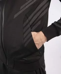 Sweatshirt Homme UFC Venum Pro Line - Noir -Magasin D'usine Venum 9d2f0c6f052b795feb94d310fed9a0dab59bca04 VNMUFC 00064 001 08