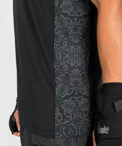 Débardeur Dry Tech Venum Classic Evo - Noir/Noir Réfléchissant 17 Débardeur Dry Tech Venum Classic Evo - Noir/Noir Réfléchissant -Magasin D'usine Venum DRYTECH TANKTOP CLASSIC EVO BLACK REFLECTIV 11