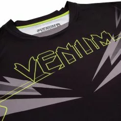 T-shirt Dry Tech Venum Sharp 3.0 - Noir/Rouge -Magasin D'usine Venum b45dfa7310025cde5dac8e25581803675cc6f17d dry tech sharp3 black yellow 1500 05 1