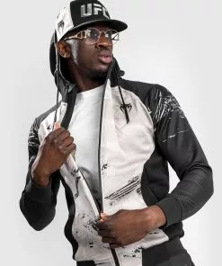 Sweatshirt Zippé Homme UFC Venum Authentic Fight Week 2.0 - Sable 14 Sweatshirt Zippé Homme UFC Venum Authentic Fight Week 2.0 - Sable -Magasin D'usine Venum b8511ad877f5d4abf6f991a65275ea9cb9d3e30b VNMUFC 00102 040 11