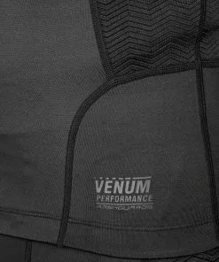Rashguard Venum G-Fit - Manches Longues - Noir 12 Rashguard Venum G-Fit - Manches Longues - Noir -Magasin D'usine Venum d3a35e83e5d77ce6976e7faaa77b1a62e001fc25 RASH LS G FIT BLACK BLACK HD 05