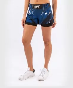 Fightshort Femme UFC Venum Authentic Fight Night - Coupe Courte - Bleu -Magasin D'usine Venum d575d21a655bbbf24c5ea012278f03a83fb9552e VNMUFC 00020 004 02