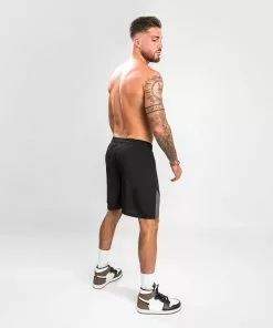 Short D'entraînement Venum Jaws 2.0 - Noir -Magasin D'usine Venum d6d6bf32a301cac4f6bb1606bf2452ec0e8888aa TRAINING SHORT JAWS2.0 04