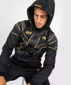 Sweat à Capuche Walkout UFC Venum Authentic Fight Night 2.0 Pour Homme - Champion -Magasin D'usine Venum db3044ea525ab942677b282c3474434628b21377 VNMUFC 00144 126 05