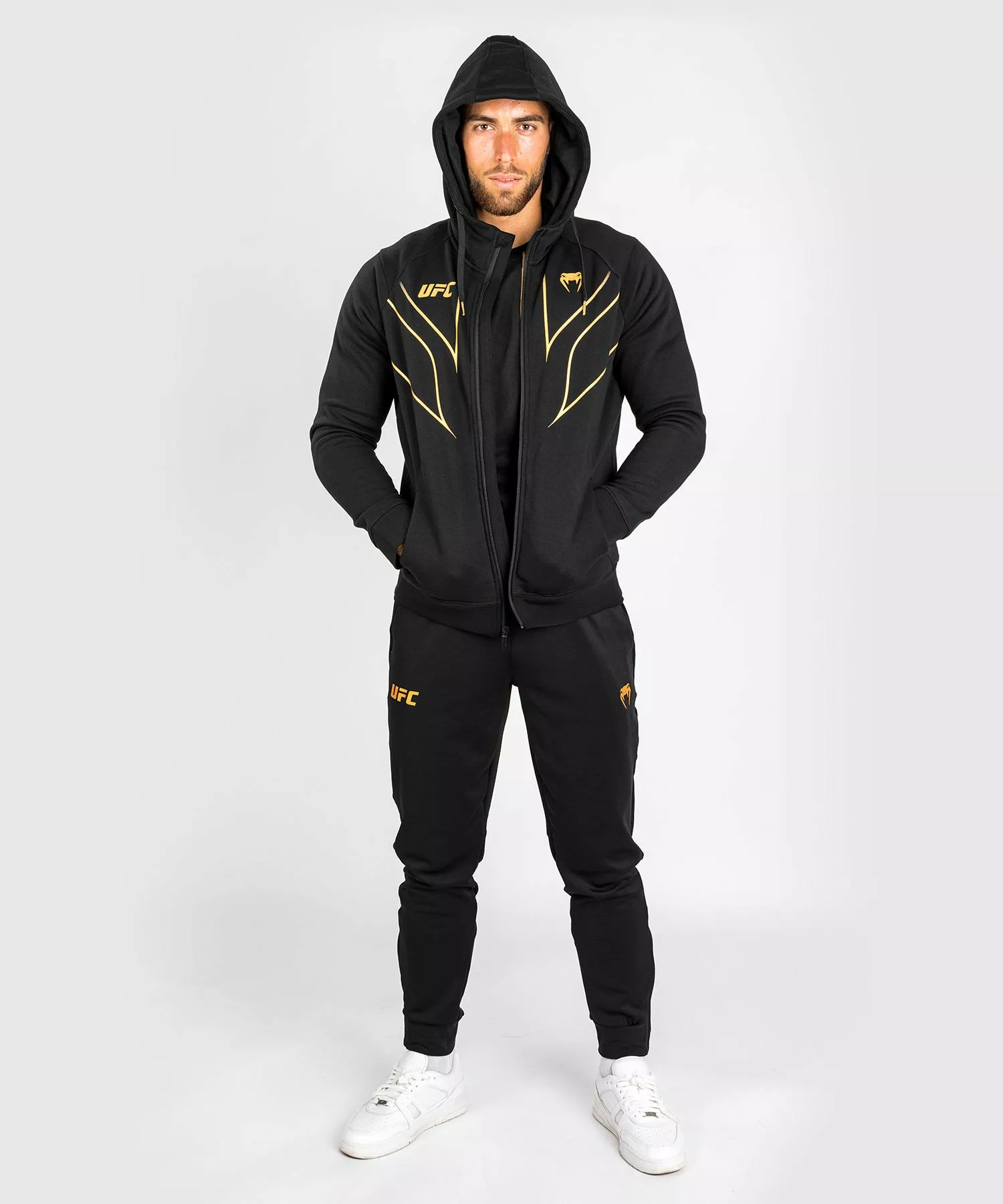 Sweatshirt Zippé Homme UFC Venum Fight Night 2.0 Replica - Champion 6 Sweatshirt Zippé Homme UFC Venum Fight Night 2.0 Replica - Champion – Image 4